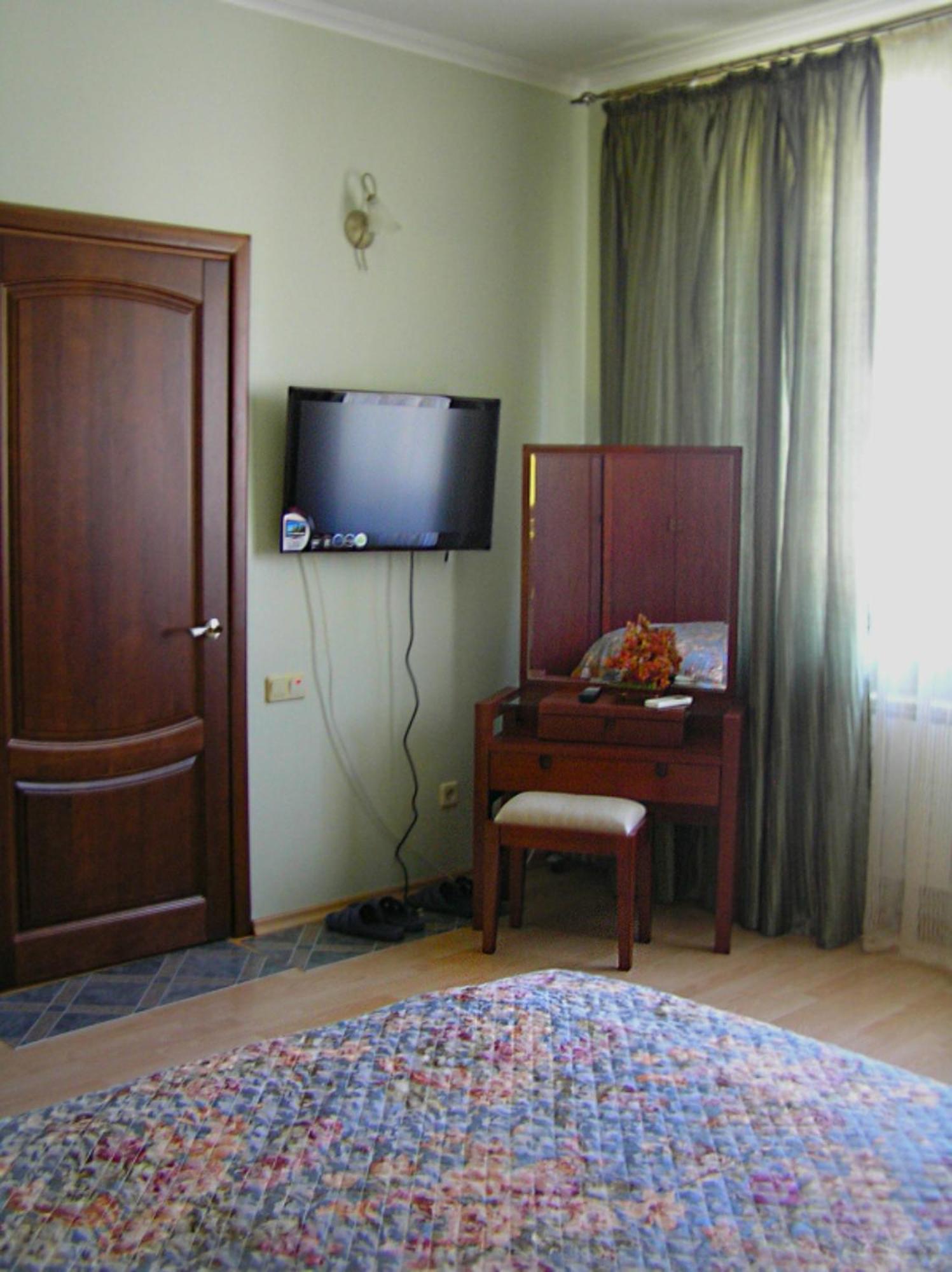 Comfortel Aparthotel Odesa Exterior foto